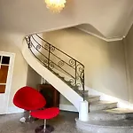 In Paris! Villa París