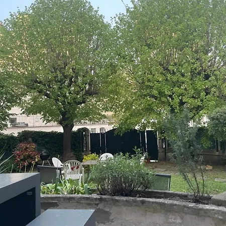 In Paris! Villa