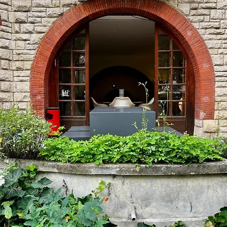 In Paris! Вилла