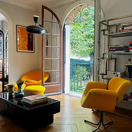 In Paris! Вилла Париж