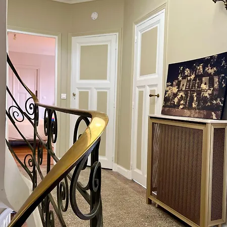 Вилла In Paris! Париж